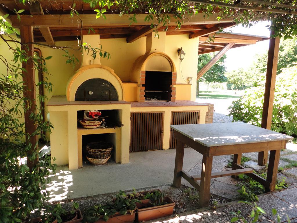 Bed And Breakfast Casa Formica Кашина Экстерьер фото