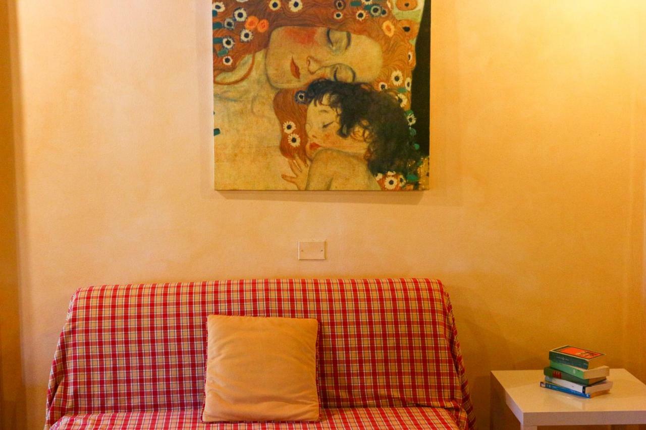 Bed And Breakfast Casa Formica Кашина Экстерьер фото